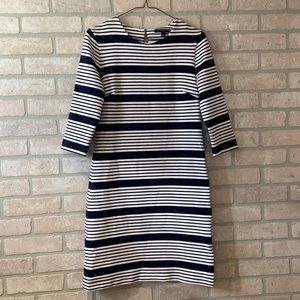 Banana Republic Women’s Navy & White Striped 3/4 Sleeve Knee Length Dress